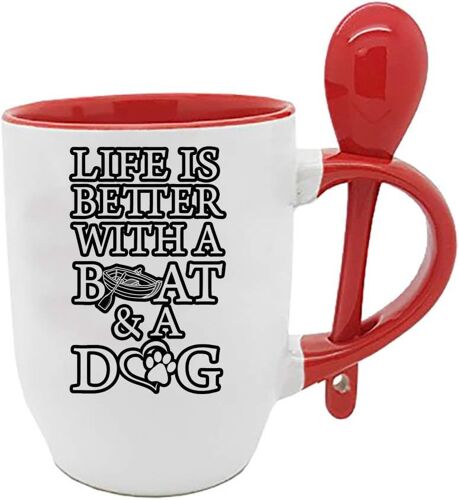 La Vie Est Meilleure Avec Un Bateau Et Un Chien Cadeau D'anniversaire/De Noël Cadeaux De Motivation Cadeau Unisexe Unique Et Amusant Inspiré Tasse À Café En Céramique De 11 Oz / 15 Oz. (Intérieur Et Poignée Bleus) - Cuillère Rouge