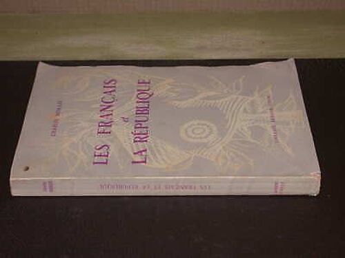 Les Français Et La République   de charles moraze   Format Broché (Livre)