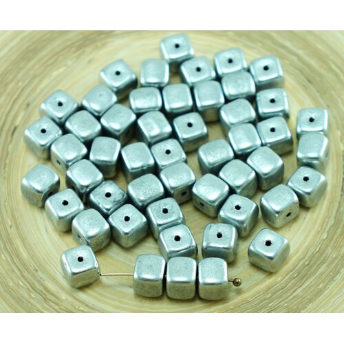 24pcs Métallique Mat, Aluminium Argent, Verre Tchèque Cube Perles D'entretoise De 5mm X 7mm