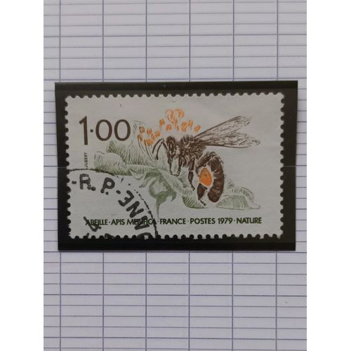 L179 -- Timbre Oblitéré France N ° 2039 -- Année 1979 -- " Protection De La Nature, Abeille Apis Mellifica ".