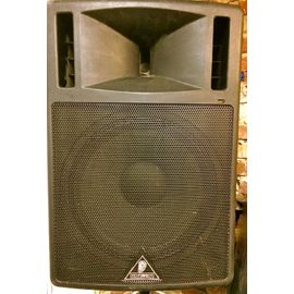 enceinte amplifiée behringer B300