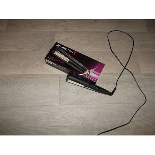 Remington Modèle N° S1510 Lisseur Noir Ceramic Slim 220