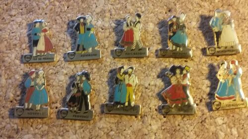 Lot De 10 Pin's Fina Les Regions