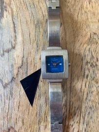 Vends Montre Femme Marque Clyda 