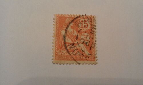 Type Mouchon Retouché