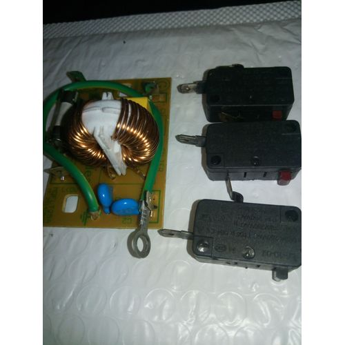 Circuit de protection + 3 Micro-interrupteurs 16A 125 / 250V-AC Pour Micro-ondes Continental Edison Modèle : AM720CE9-PM et des autres