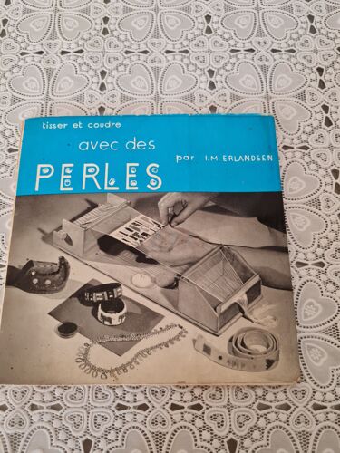 Tisser Et Coudre Avec Des Perles