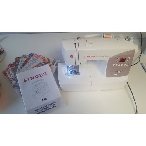 Machine à coudre singer CELIA NOVA