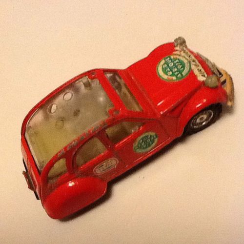 Mc Toys Citroen 2cv Rouge 1/43