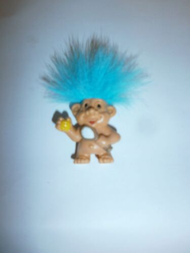 Figurine Trolls Weetos Cheveux Bleus Tennisman