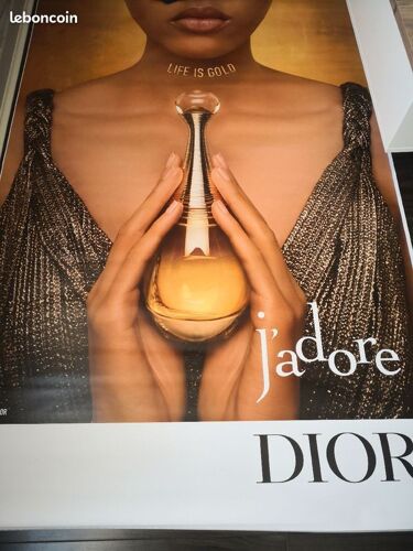 Affiche Dior J'adore Life Is Gold