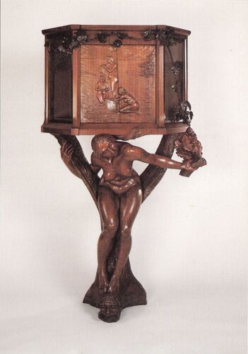 Rupert Carabin (1862-1932), " Coffre À Bibelots En Forme D'encoignure (1897) ", Musée De L'école De Nancy.