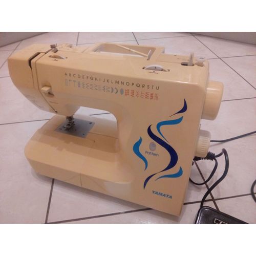 MACHINE A COUDRE YAMATA