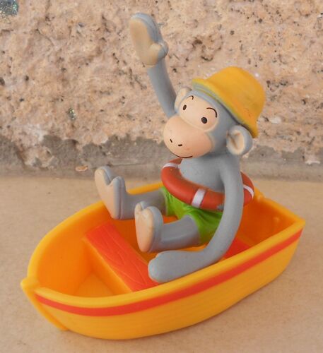 Figurine Singe Popi - Petit Ours Brun - Barque Orange - Bayard