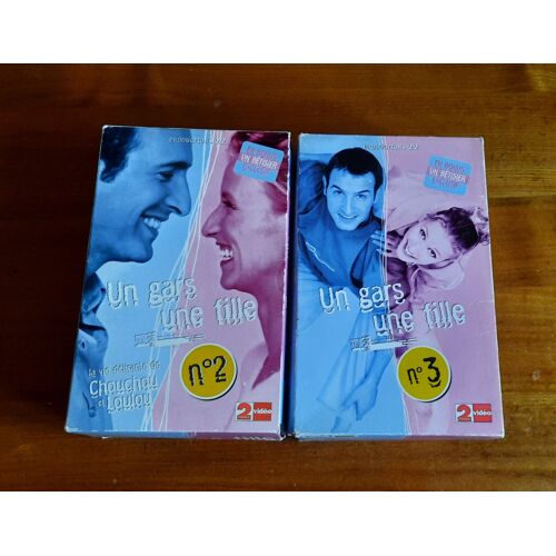 Lot De 2 Coffrets De Vhs : 1 Gars, 1 Fille
