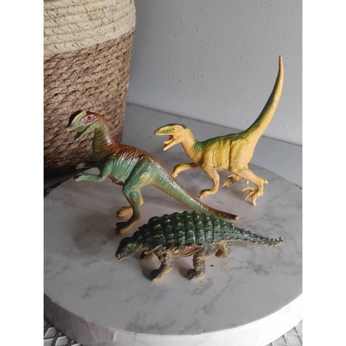 Lot dinosaures diverses
