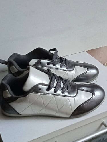 Chaussure Femme Basquette Taille 37 Marque Pinkgum Trés Bon État