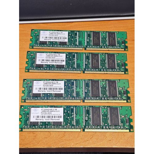 Lot de 4 barrettes de mémoire 128mb pc2100u ddr266
