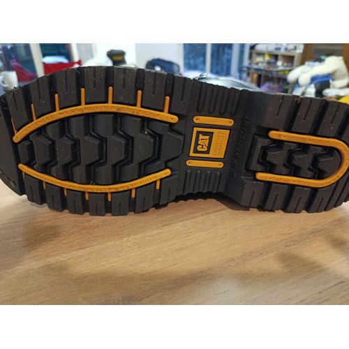 Un Chaussure Caterpillar Original Pointure 45