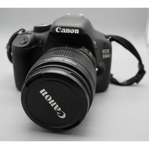 CANON EOS 550D + EF-S 18-55mm IS