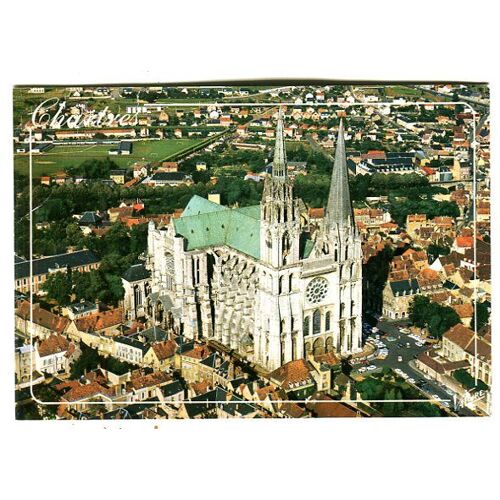 Carte Postale - Vue Aérienne De La Cathédrale - Chartres - Eure Et Loir - 28