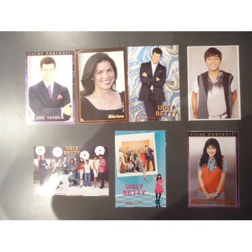 Ugly Betty Lot De Feuilles Et Cartes