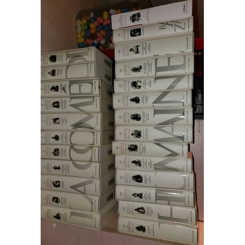 La Comedie Humaine Honore De Balzac : 24 Volumes & Contes Drolatiques 2 Tomes Collection Classiques Garnier Oeuvre Complète