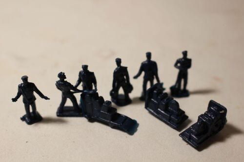 6 Personnages Et 3 Chariots À Bagages Train Ho À Peindre