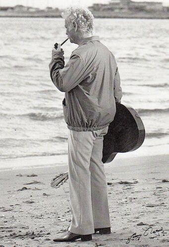 Crte Postale Xx Eme Siecle -Eorges Brassens - Photos Jimmy Rague - Collection Galerie La Baleine - Edition Innodev Sete