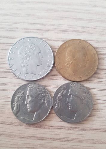 Lot De 4 Pièces Lires Italiennes