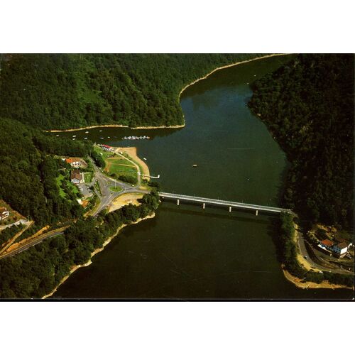 Carte Postale Du Pont Du Bouchet (Puy De Dôme) Vue Sur Le Plan D'eau Des Fades-Besserve