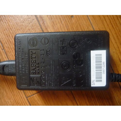 AC Power Adapter Hewlett Packard 0957-2286