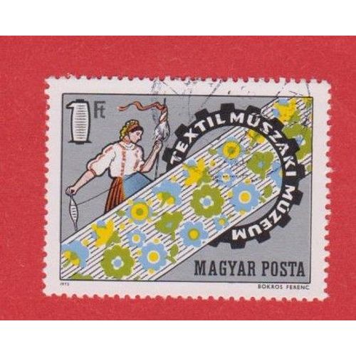Timbre Hongrie Magyar Posta Métiers Textile Femme Musé 1fr