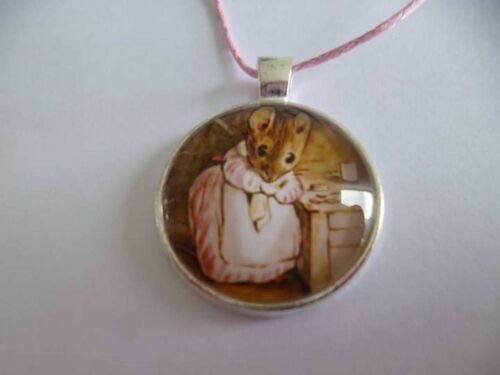 Collier Argent Cabochon 2,5cm Beatrix Potter