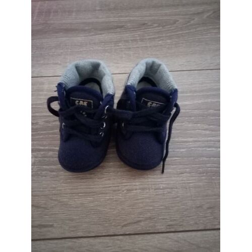 Basket Bleu Marine Marque Creeks 0 A 3 Mois