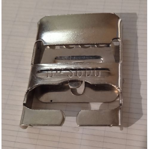 Pour Vêtement De Travail - Boucle En Métal - A Ressort