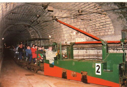 Carte Postale Théme Militaire - Guerre Ligne Maginot - Ouvrage Du Hackenberg - 57 - Moselle Veckring - Petit Train - 10.50 Cm X 14.50 Cm