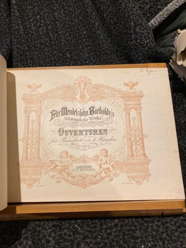 Felix Mendelssohn Ouvertures Partition Piano 4 Mains Éditions Peters