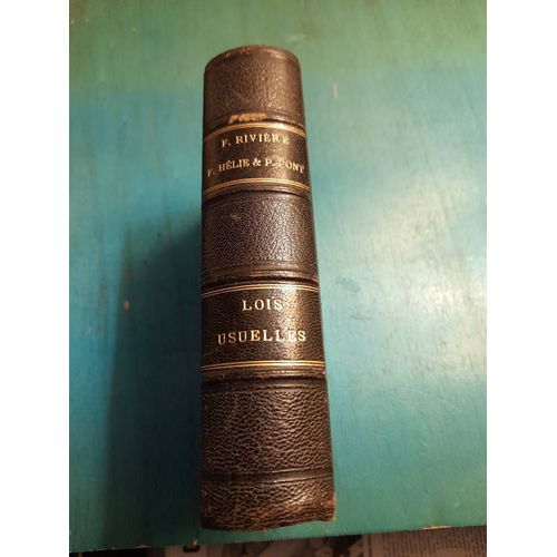 Lois Usuelles, Décrets, Ordonnances Et Avis Du Conseil D'etat Dans L'ordre Chronologique Annotés Des Arrêts De La Cour De Cassation...