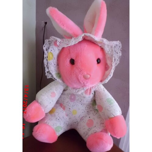 Lapin Rose Fluo Et Tissu Blanc Imprime