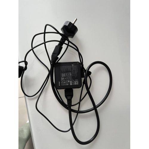chargeur ADP-65GD D