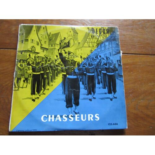 25 Cm Chasseur  Defile Bataillons : Temeraire: Marche F F A : Fille Regiment : Echos Schimberg  Et Rochotte : Protestation Chasseurs  Sidi Brahim  ....