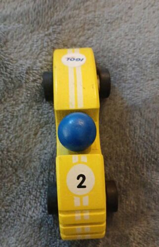 Voiture Miniature Igol Bois Jaune Impeccable