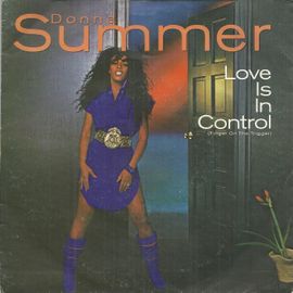 Love Is In Control (Finger On The Trigger) (Quincy Jones, Merria Ross, Rod Temperton) 3'42 / Sometimes Like Butterflies (Bruce Roberts, Donna Summer) 4'30 