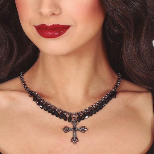 Collier Pendentif Croix Gothique Noir Femme