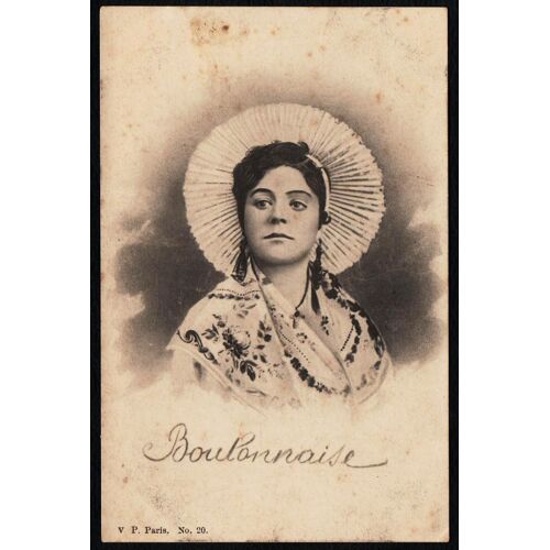 Carte Postale Ancienne, France, Pas De Calais ( 62 ), Jeune Boulonnaise En Costume
