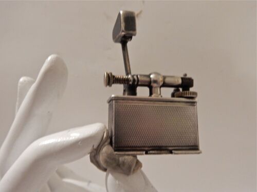 Briquet Darker A Essence Argent Massif