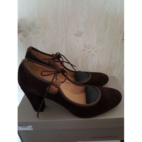 Chaussures Femme En Daim Marron Avec Lacets - 39