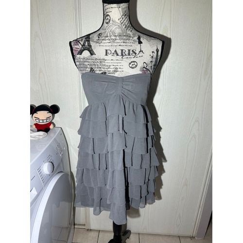 Robe Grise À Volant Zara  Taille M Neuf Sans Étiquette 