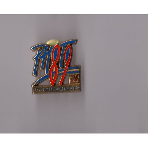 Pin's Photo / Anniversaire - 150 Ans Plus Loin (Doré Signé Arthus Bertrand)